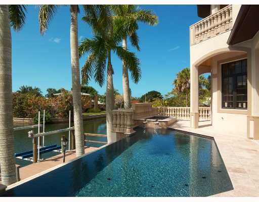 Siesta Key Waterfront Home!