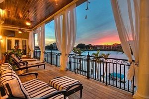 The Sun Shines on Sarasota Housing Market