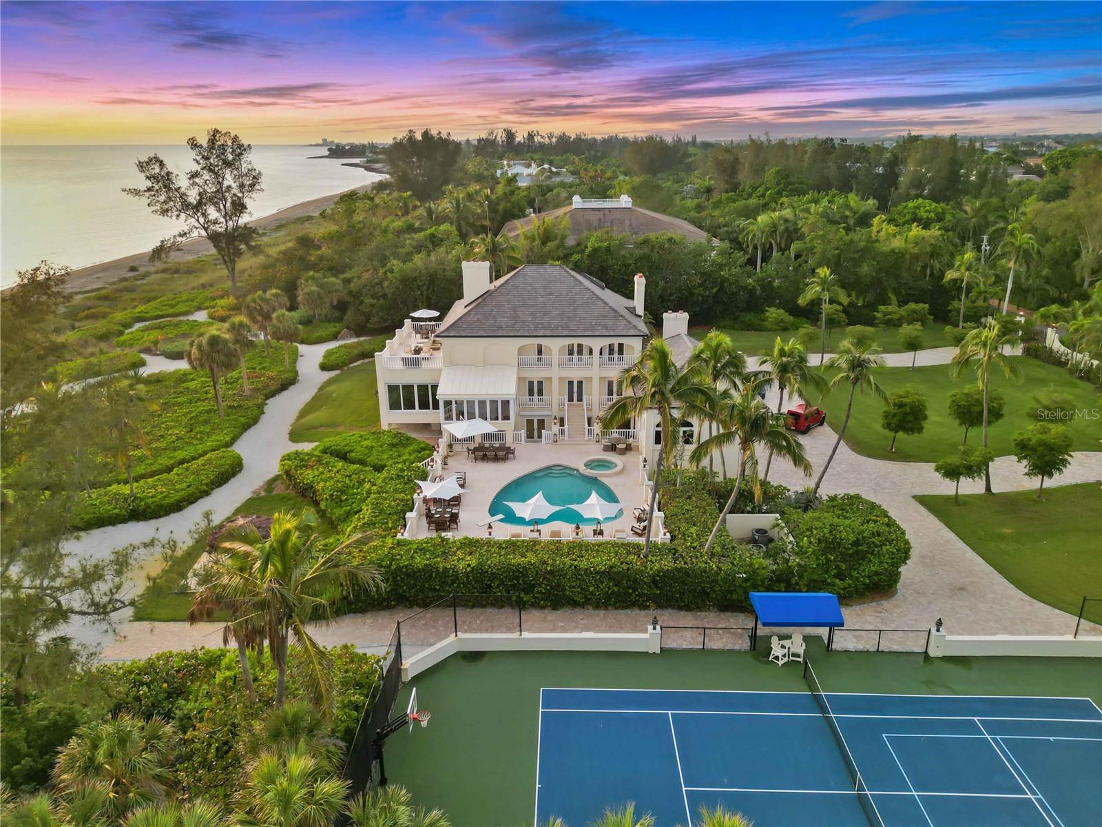 Siesta Key Gulf-front estate